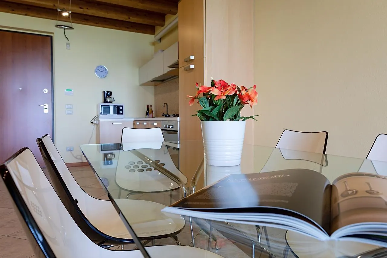 Villa Venezia Peschiera del Garda Apartment